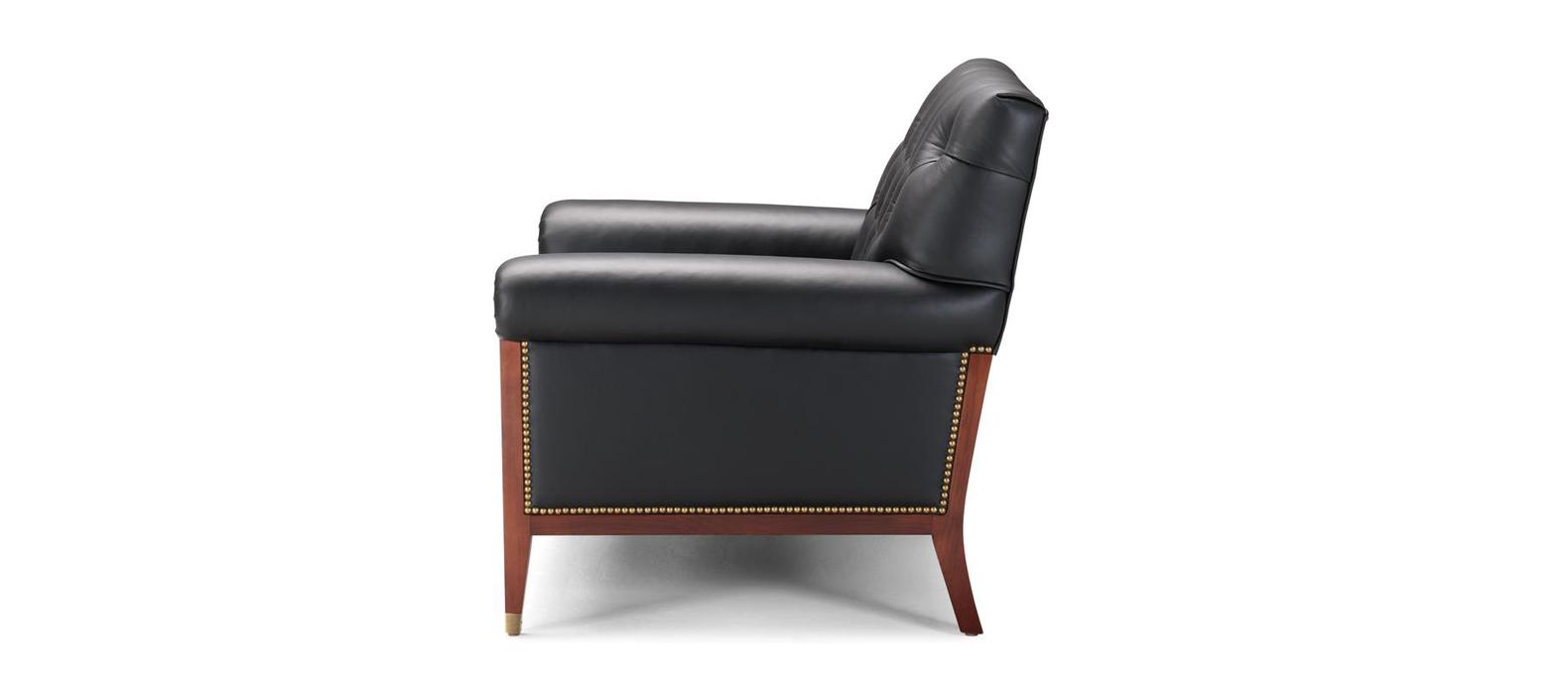 Traditional Lounge Seating